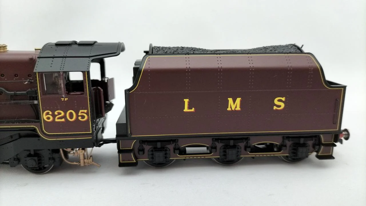 HORNBY HO Gauge R3999 LMS PRINCESS ROYAL CLASS - Image 4