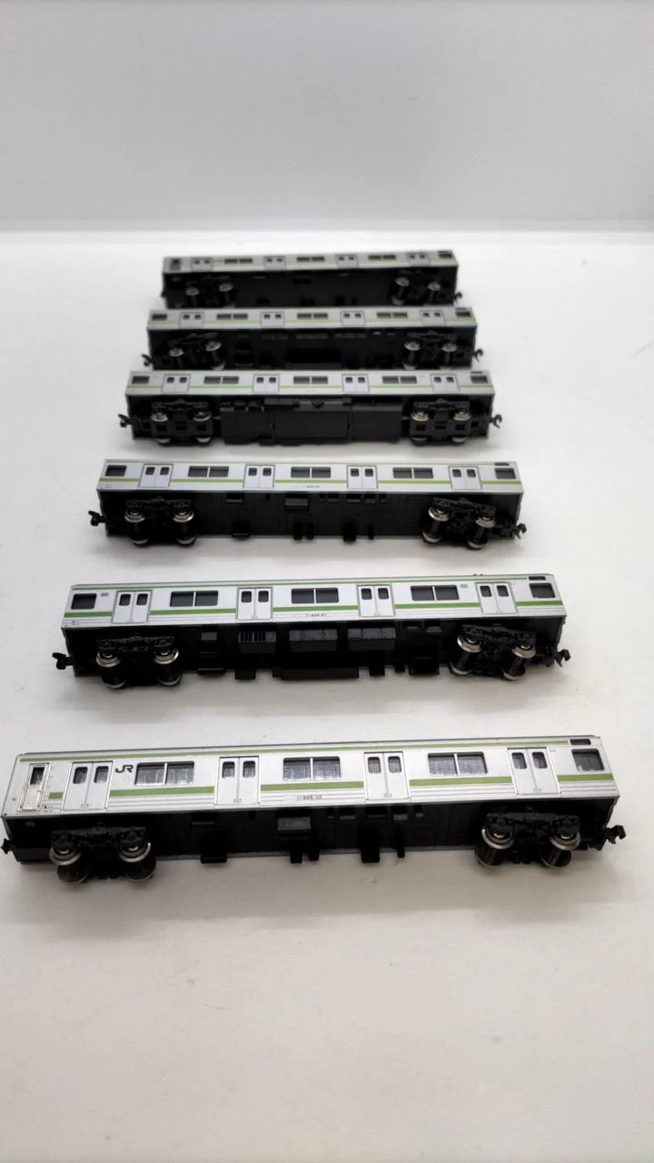KATO 1/150 205 Series Keiyo Line Color 6-Car Basic Set - Image 16