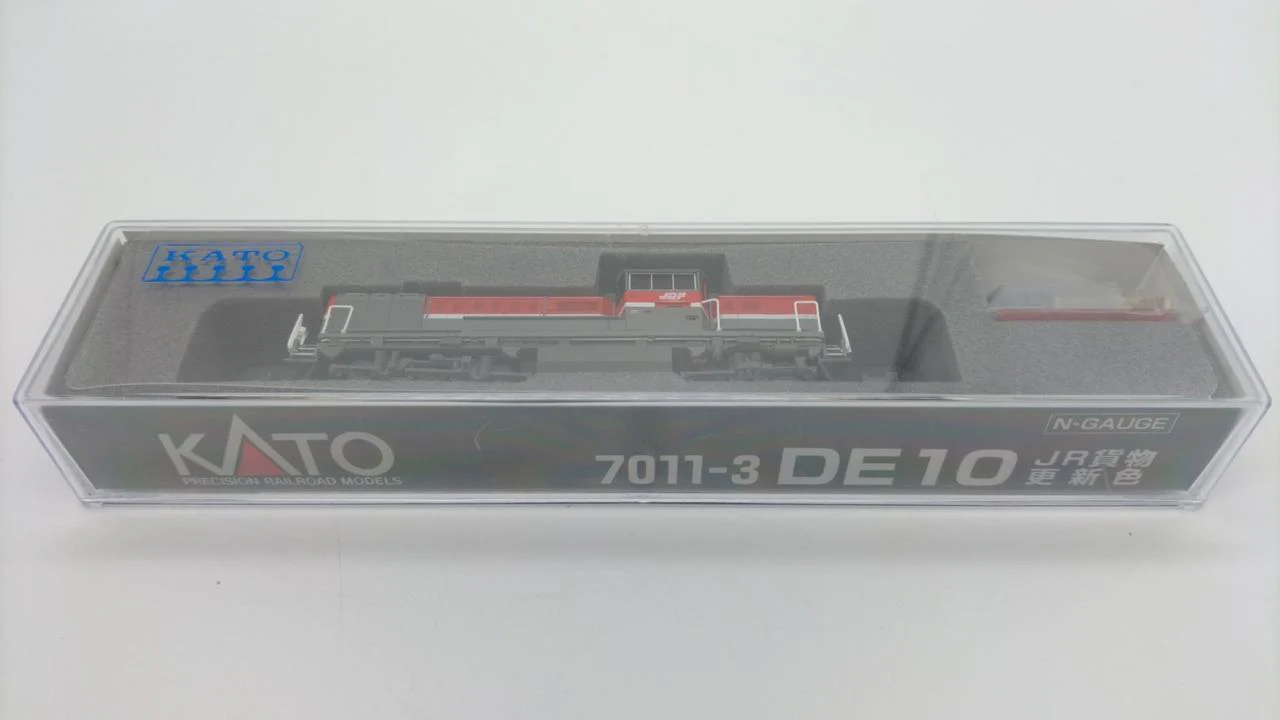 KATO 1/150 DE10 JR Freight Updated Color 7011-3 - Image 8