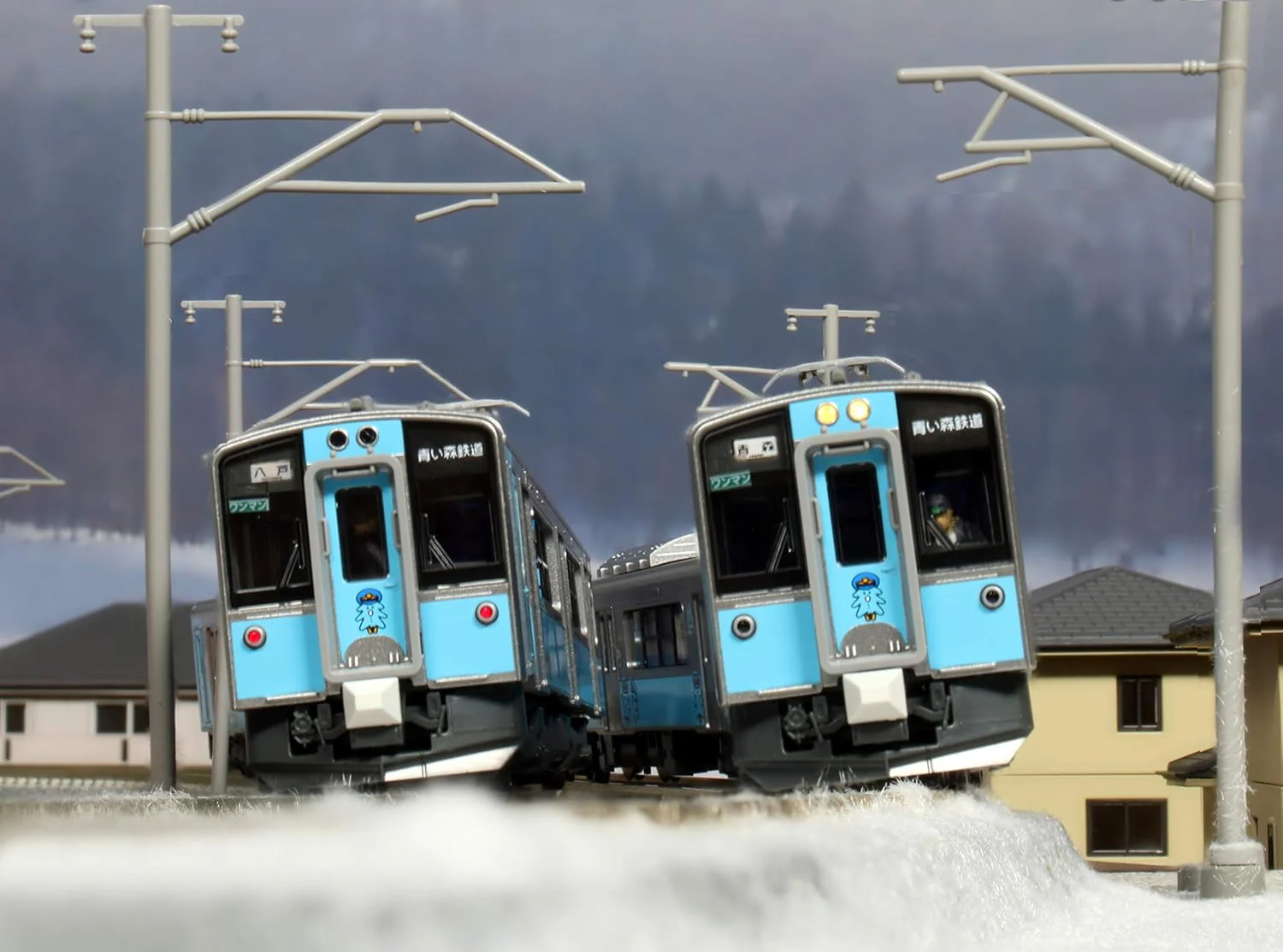 KATO 10-1561S N Gauge Aoimori Railway Aoimori 701 Series 2-Car Set - Image 4