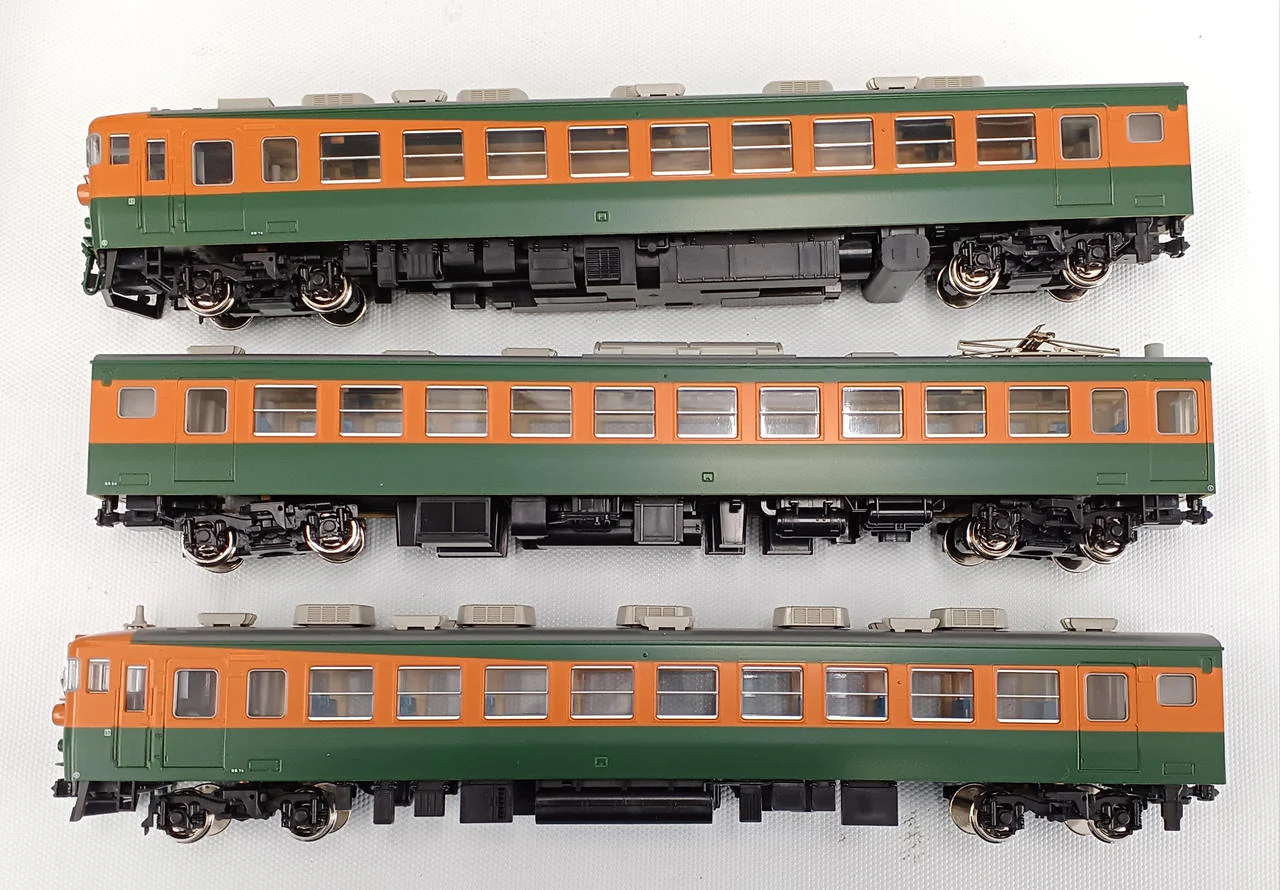 KATO 165 Series Express Train Low-Roof 3-Car Set 3-507 - Image 3