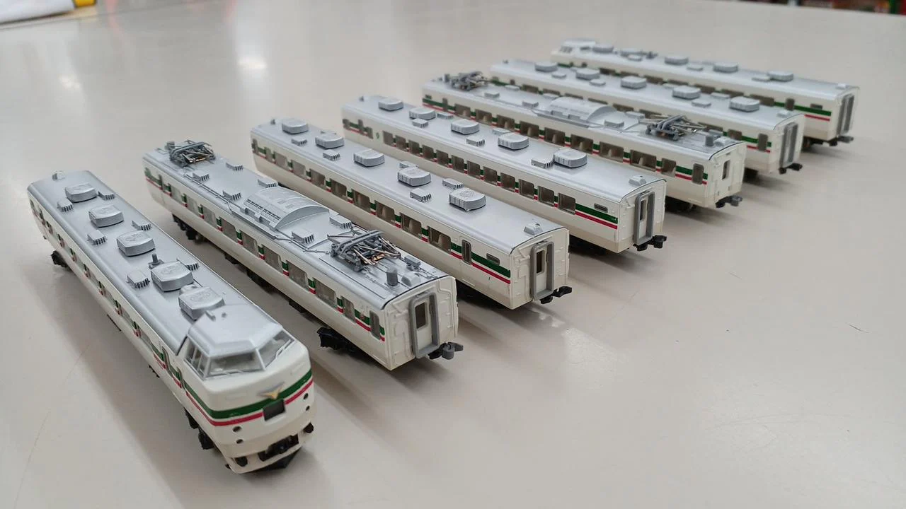 KATO 183 Series Upgraded Azusa 7-Car Set (The case is not exclusive) - Image 6