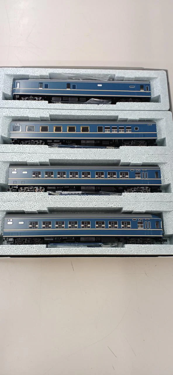 KATO 20 Series Limited Express Type Sleeper Passenger Car 4-Car Basic Set 3-504 - Image 3