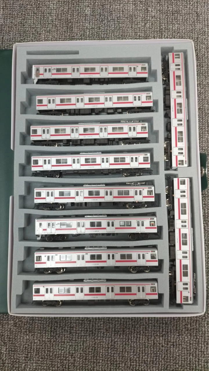 KATO 205 Series Direct Train (Keiyo Line Colors) Basic Additional 10-Car Set 10-404/10-405 - Image 5