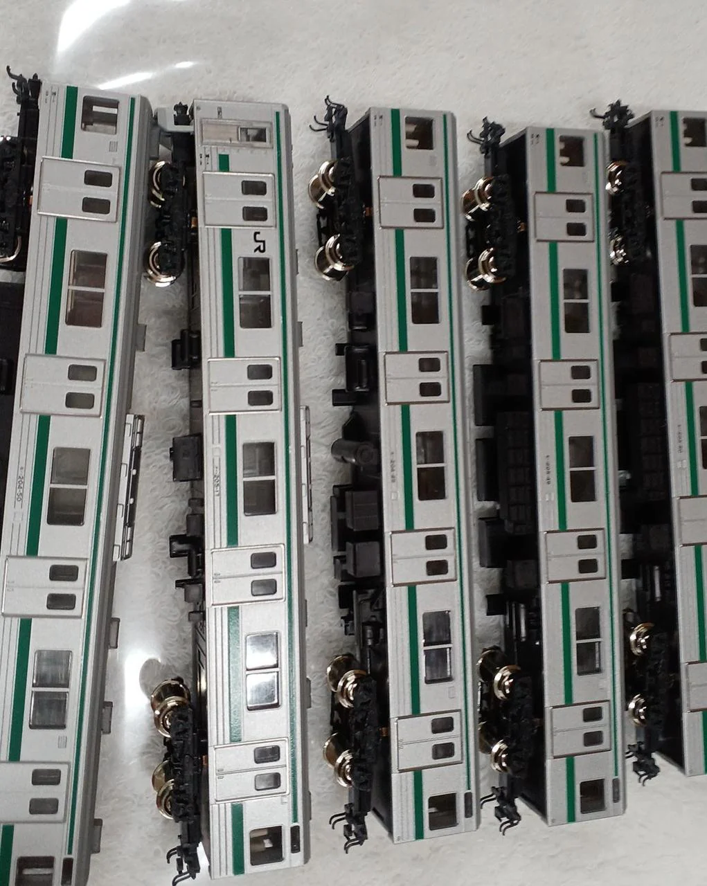 KATO 205 Series Saikyo Line Colors 10-274 205 Series 10-Car Set B - Image 7