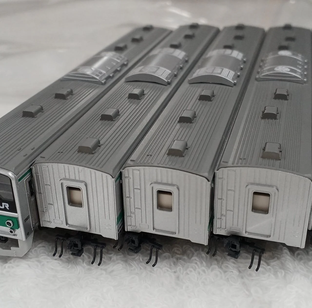 KATO 205 Series Saikyo Line Colors 10-274 205 Series 10-Car Set B - Image 8