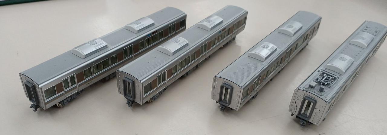KATO 223 Series 2000 Subseries (First Batch) 'New Rapid' 4-Car Set 10-537 - Image 7