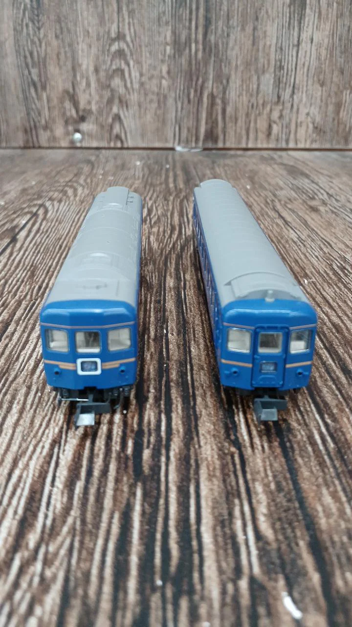 KATO 24 Series Sleeper Limited Express 'Hokutosei' 6-Car Basic & Add-on Set 10-831/10-832 - Image 8