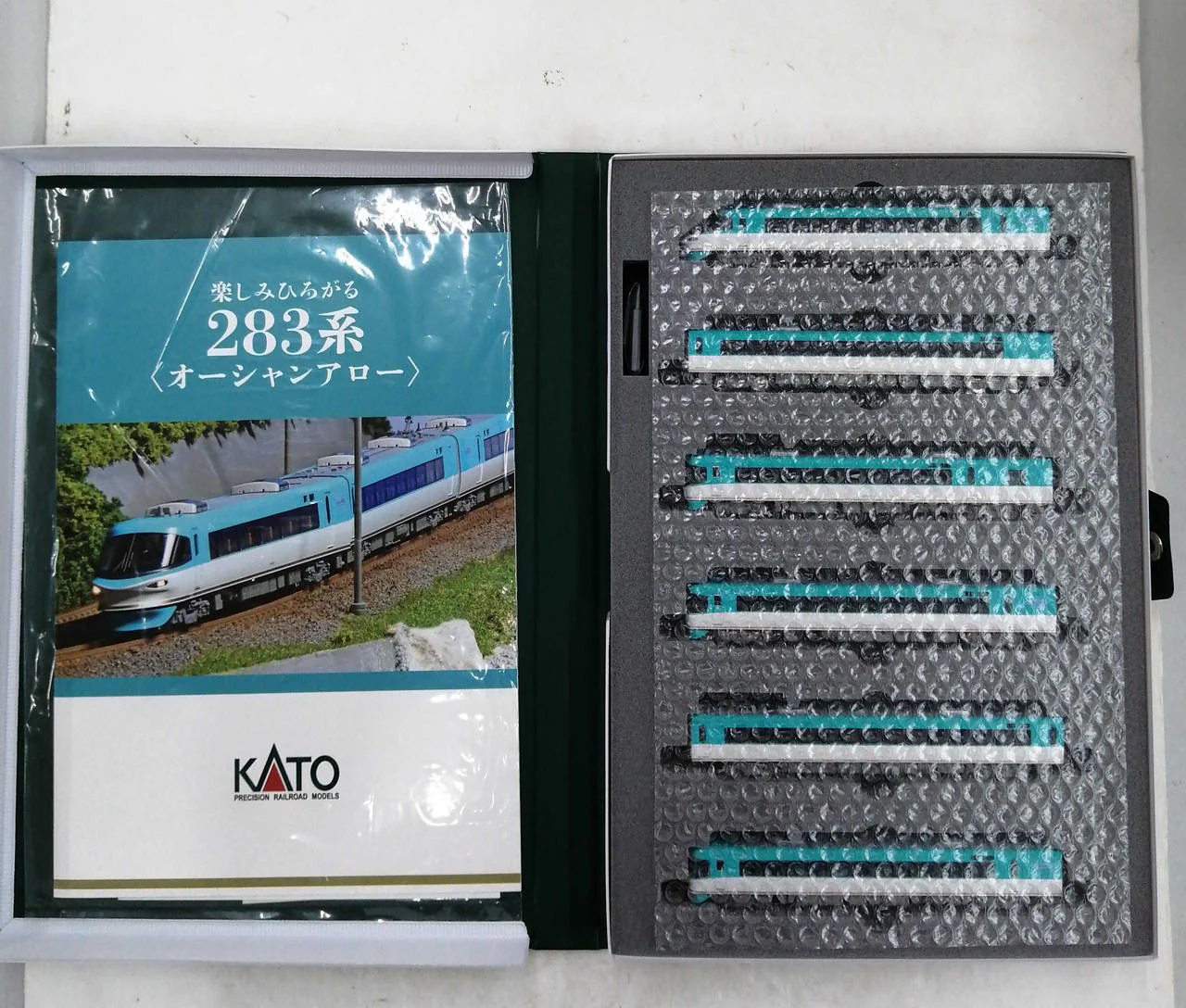 KATO 283 Series Ocean Arrow 9-Car Set AB + 3-Car Add-on Set 10-1839.10-1841 - Image 2