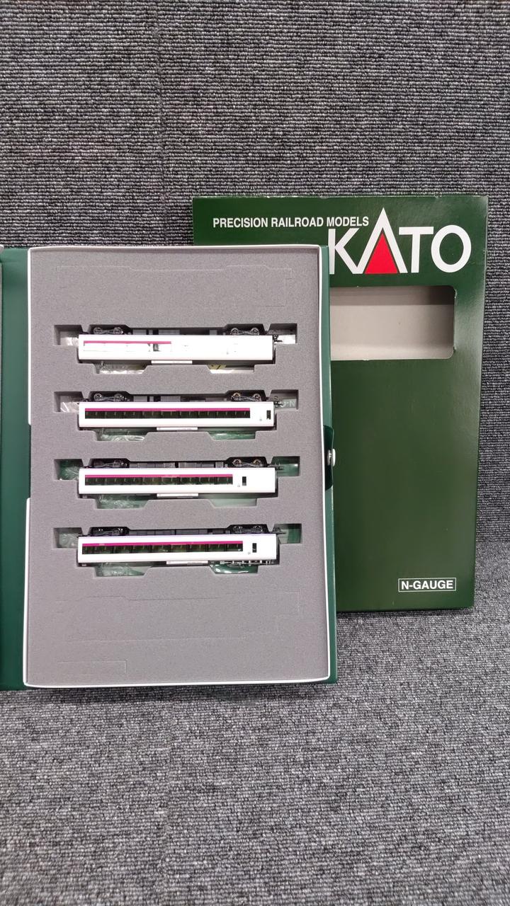 KATO 4-Car Expansion Set [10-1111]