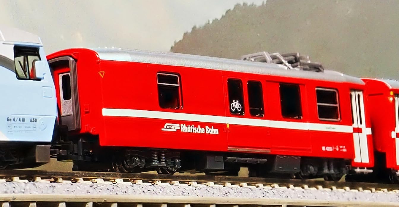 KATO 5279-2 Rhaetian Railway Powered Baggage Car DS4222
