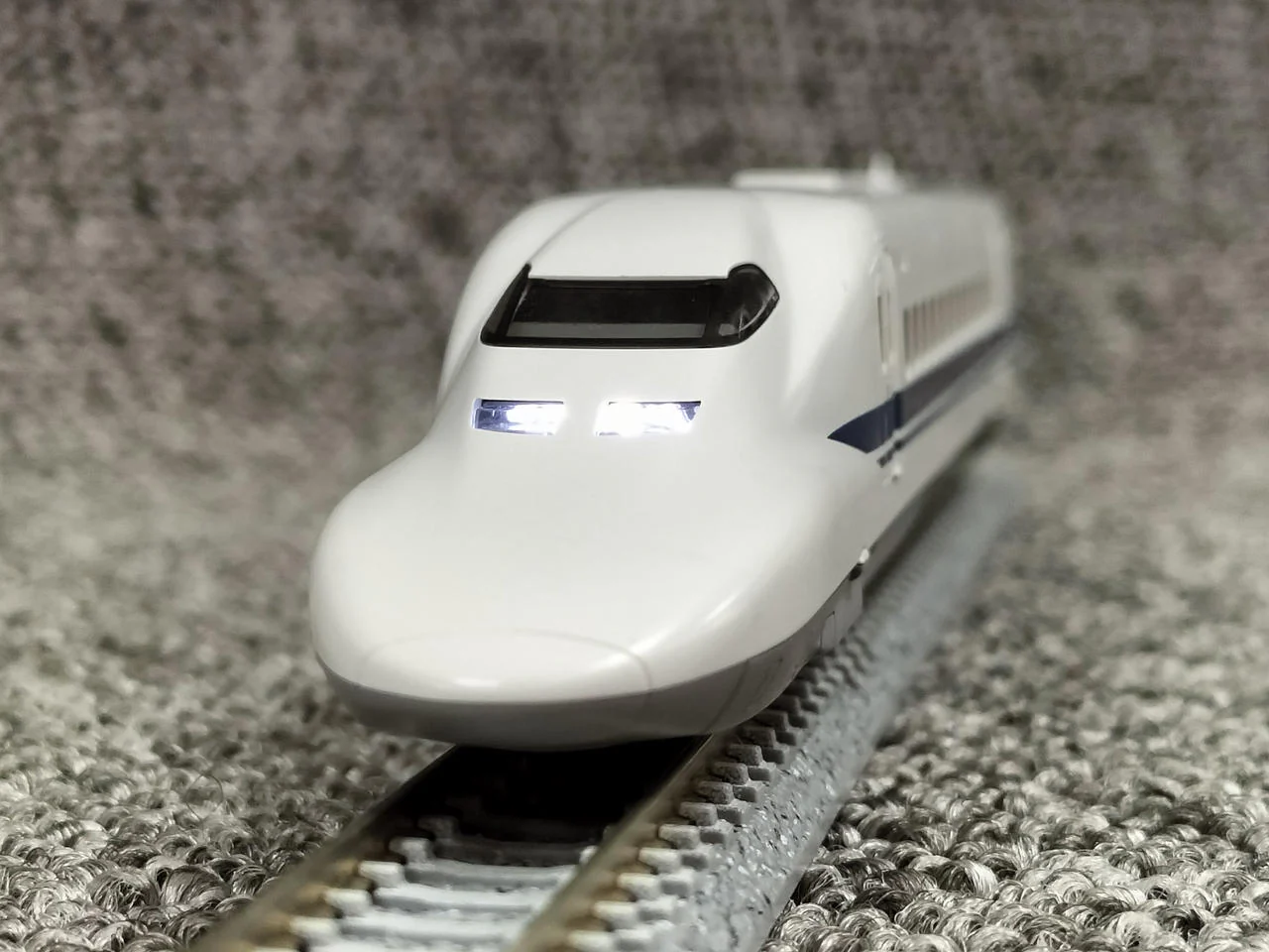 KATO 700 Series Shinkansen Nozomi Basic Add-on Set 10-397, 10-398