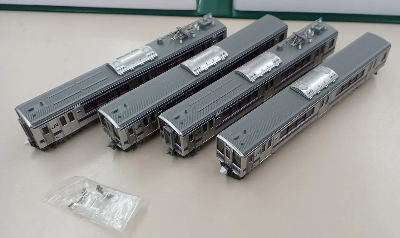 KATO' 701 Series 1000 Subseries Morioka Color 4-Car Set 10-1556 - Image 6