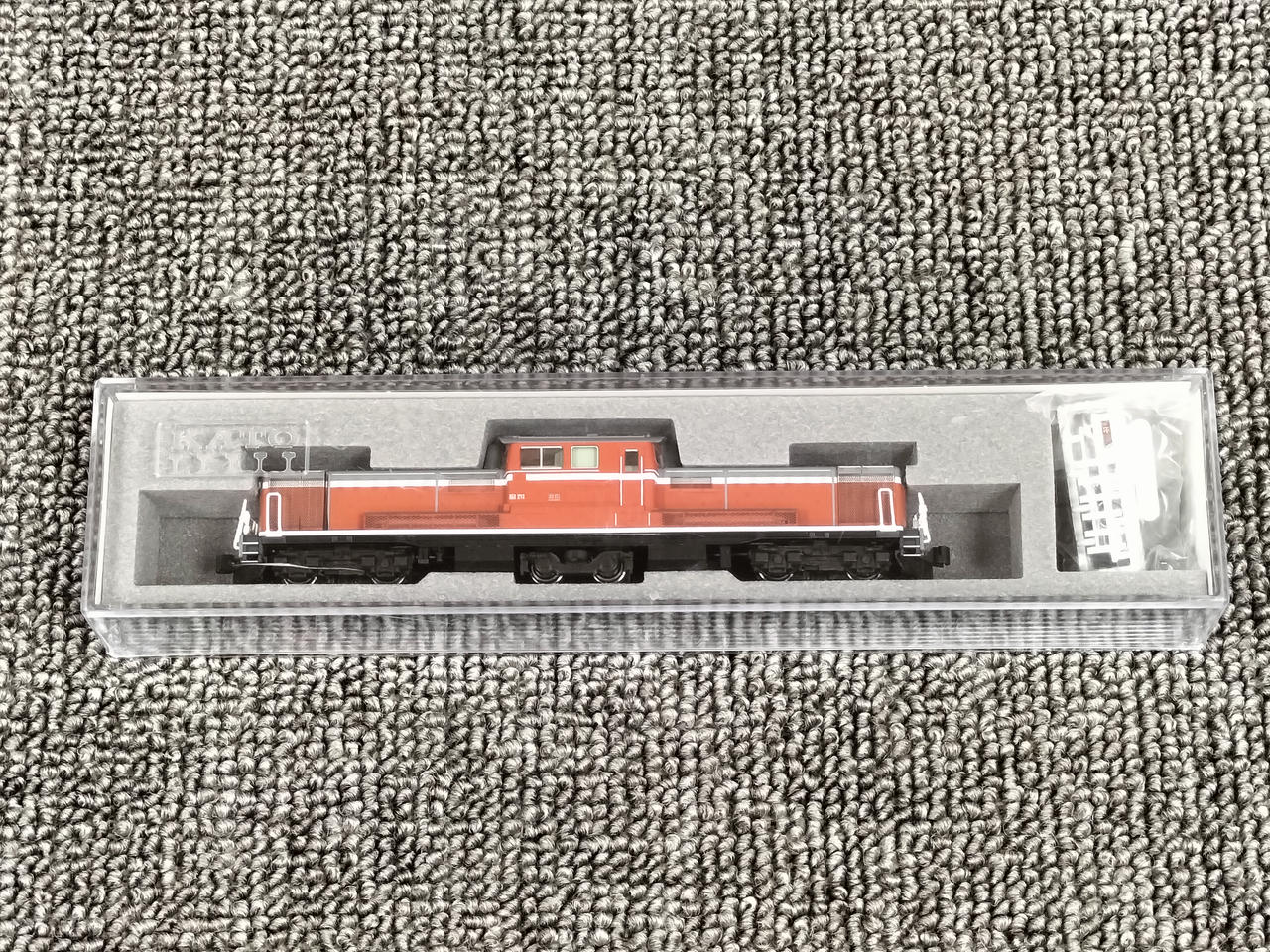 KATO DD51 Late Model Warm Climate Model 7008-N DD51 - Image 7