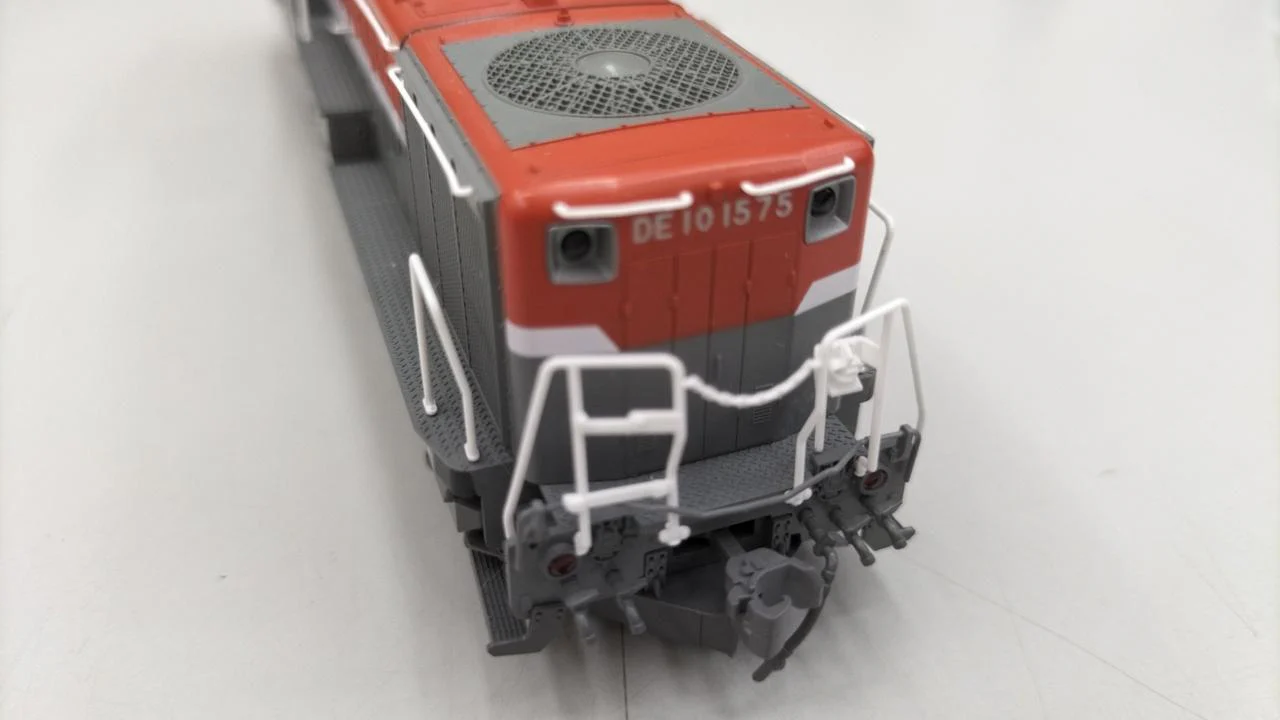 KATO DE10 JR Freight Update Color 1-705 - Image 15