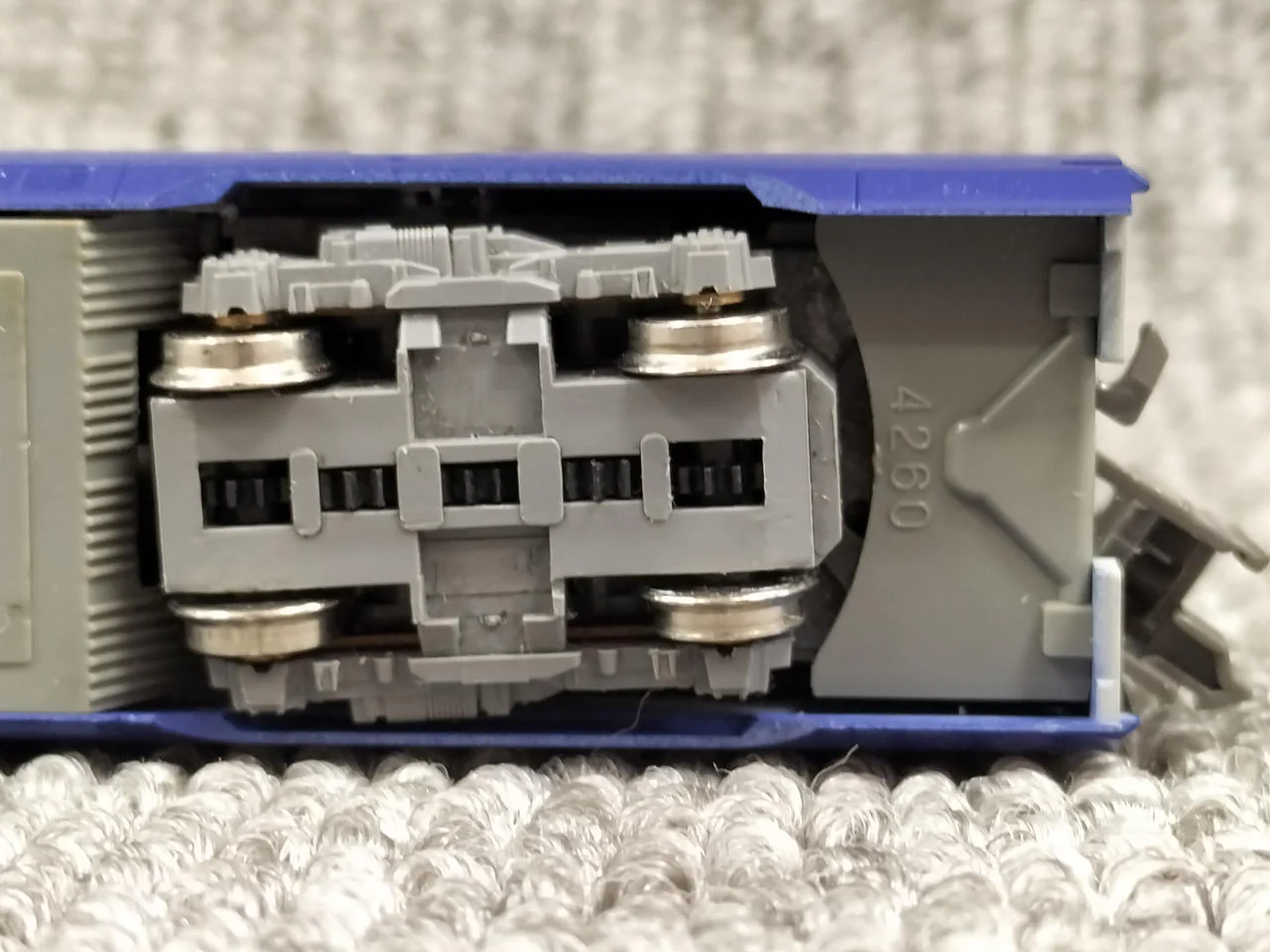 KATO E2 Series 1000 Series Shinkansen Hayate Basic Add-on Set 10-278, 10-279 - Image 4