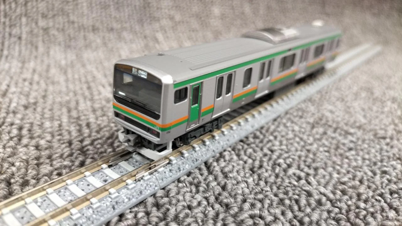 KATO E231 Series Suburban Series 8-Car Basic Set 10-471 - Image 3