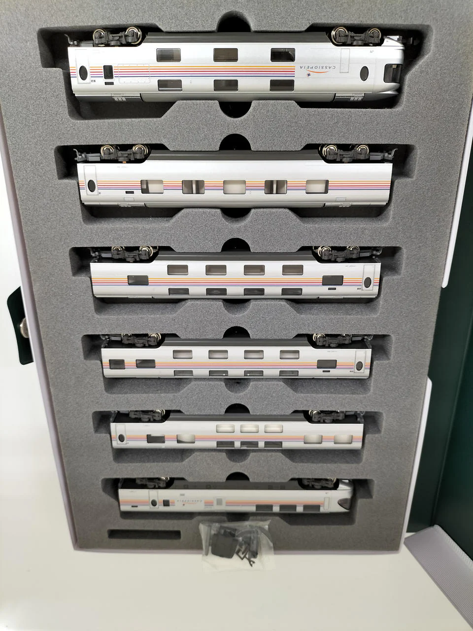 KATO E26 Series Casiopea 6-Car Basic Set 10-399 - Image 3