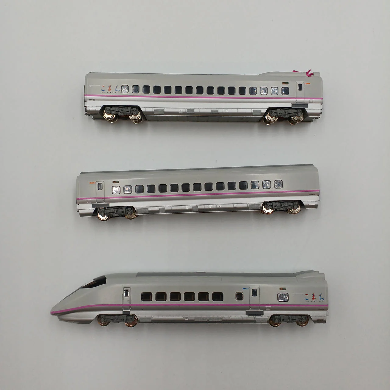 KATO E3 Series Akita Shinkansen 'Komachi' 6-Car Set 10-221 E3 Series - Image 9