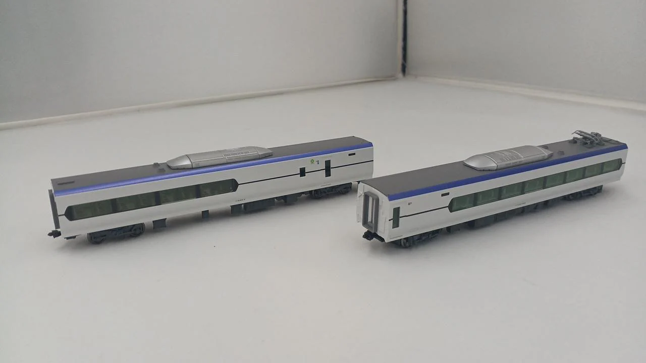 KATO E353 Series 'Azusa Kaiji' Basic Set 4 Cars 'N Gauge' - Image 10