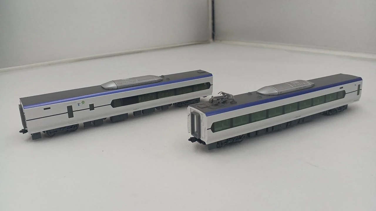 KATO E353 Series 'Azusa Kaiji' Basic Set 4 Cars 'N Gauge' - Image 9