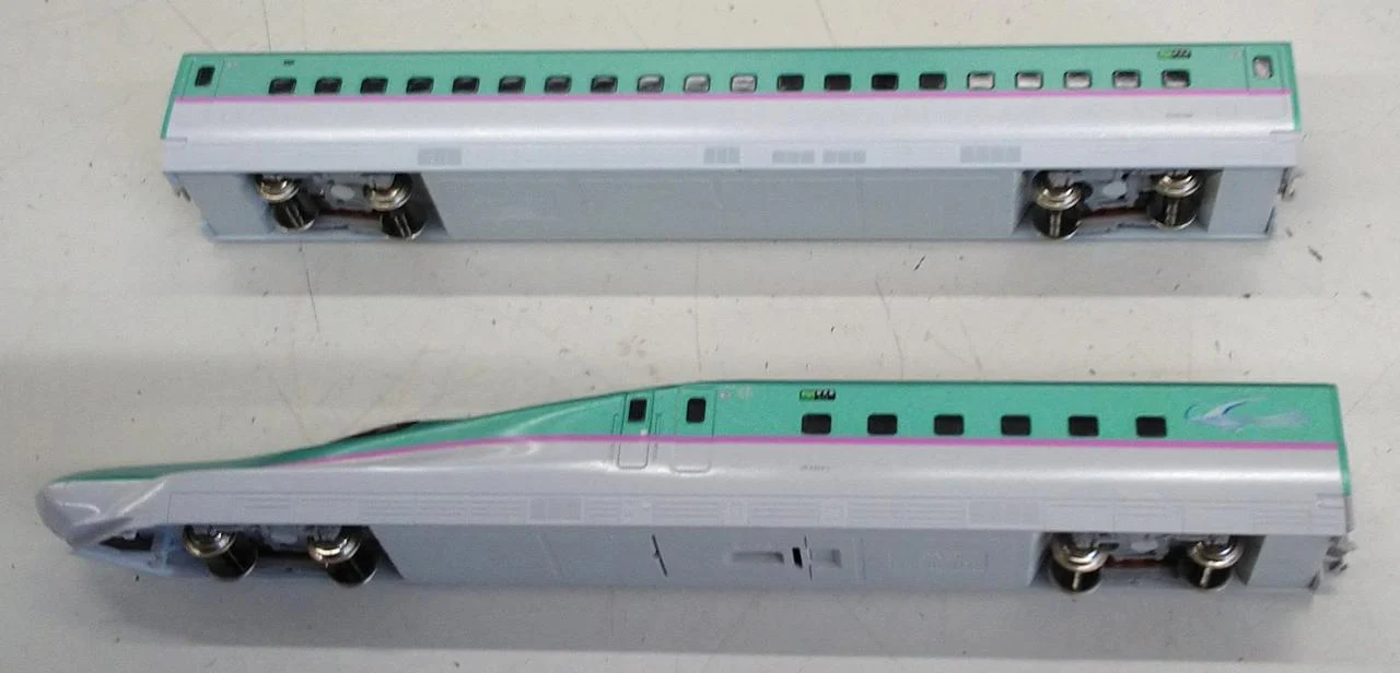 KATO E5 Series Shinkansen 'Hayabusa' Includes Extension Set B. - Image 7