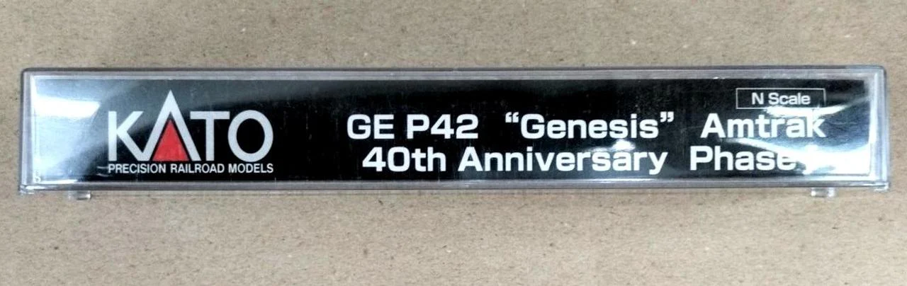 KATO GE P42 40th Anniversary - Image 9