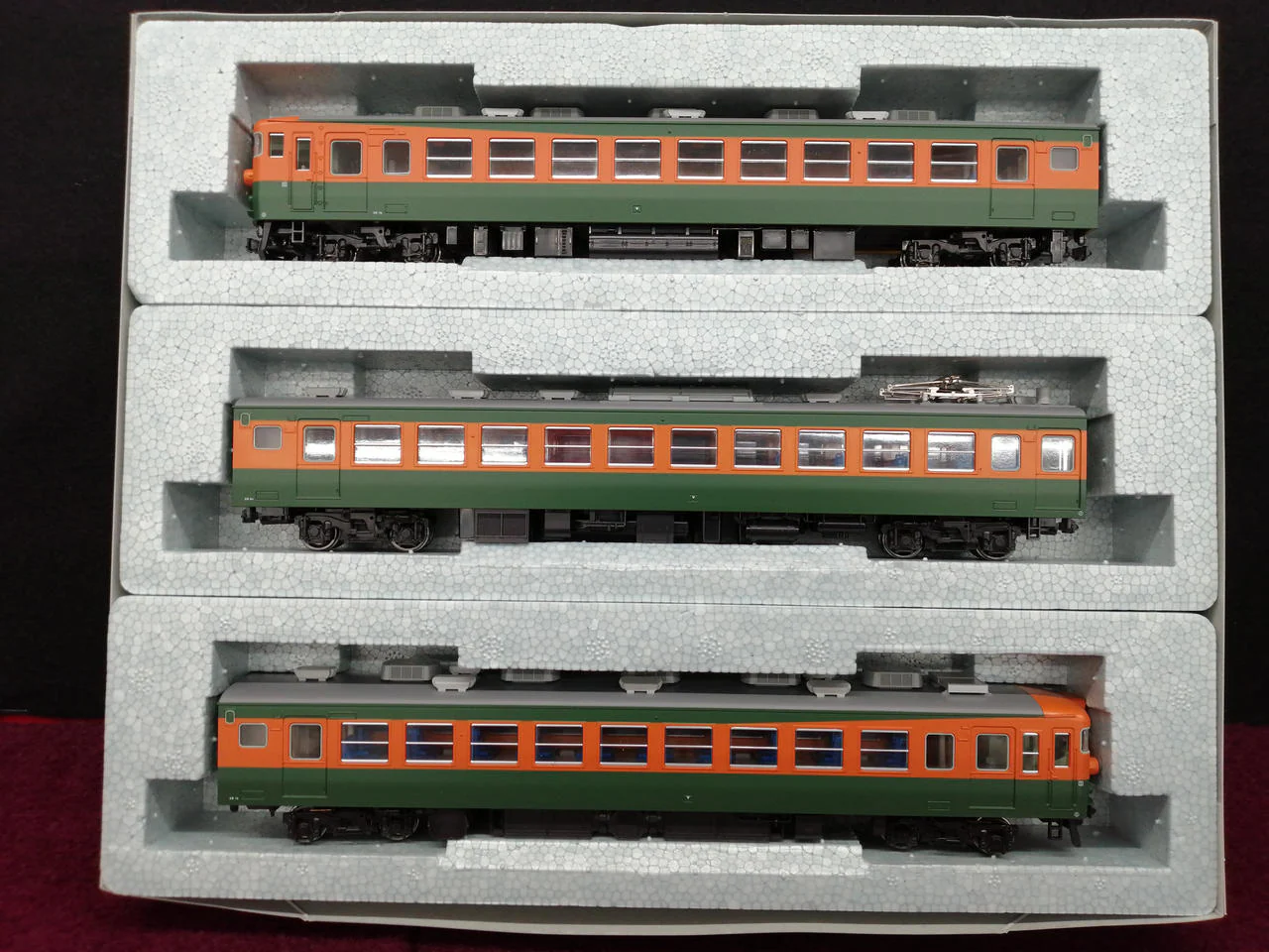 KATO HO 165 Series 3-Car Set - Image 2