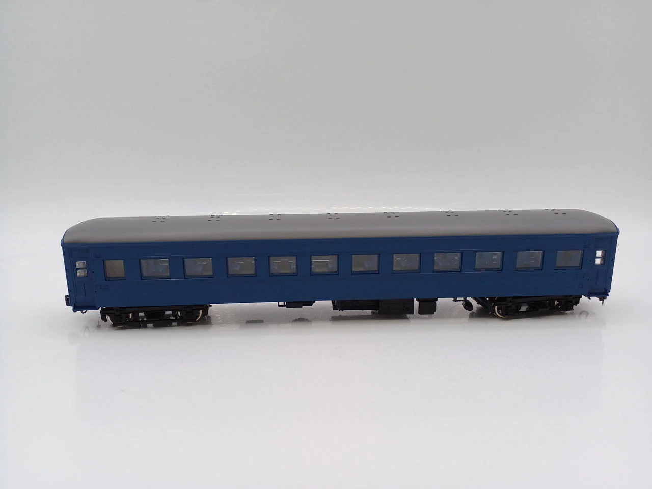 KATO HO Gauge 1-511 Oha 35 (Blue) - Image 3