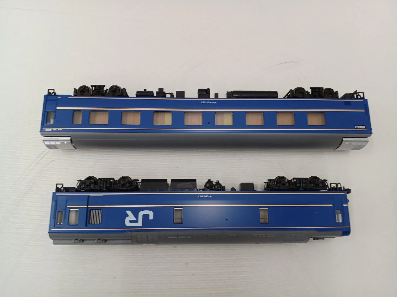 KATO HO Gauge 24 Series Sleeper Limited Express Hokutosei 4-Car Basic Set 3-515 - Image 13