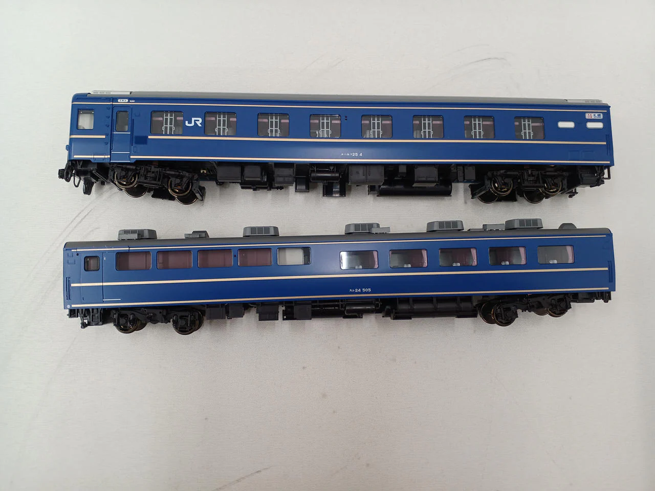 KATO HO Gauge 24 Series Sleeper Limited Express Hokutosei 4-Car Basic Set 3-515 - Image 9