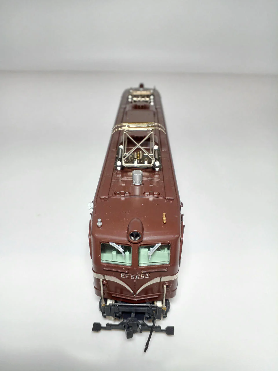 KATO HO Gauge EF58 (Large Window, Brown) HO Gauge 1-302 - Image 6