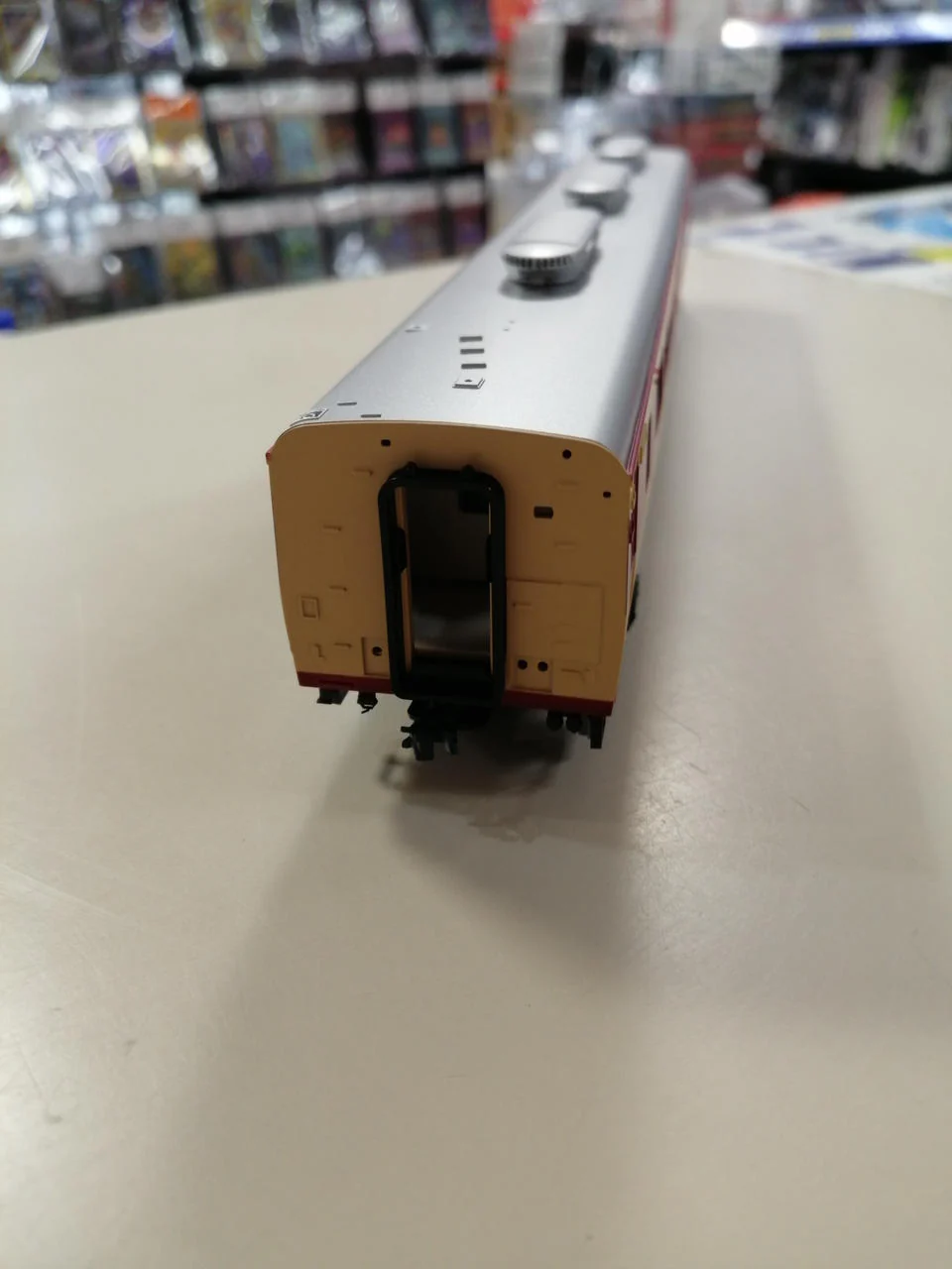 KATO HO Gauge KiHa 82 Series Limited Express Diesel Car 4-Car Basic - Image 9