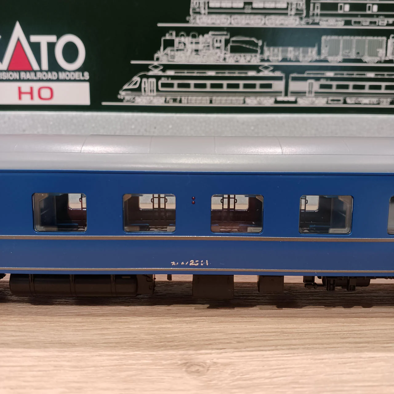 KATO HO Gauge Ohanefu 25 0 Series - Image 5