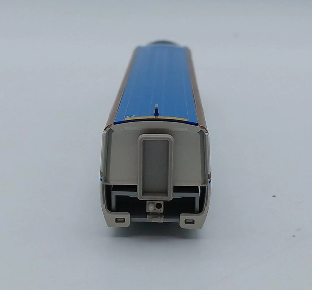 KATO Hokuriku Shinkansen Commemorative N Gauge - Image 14