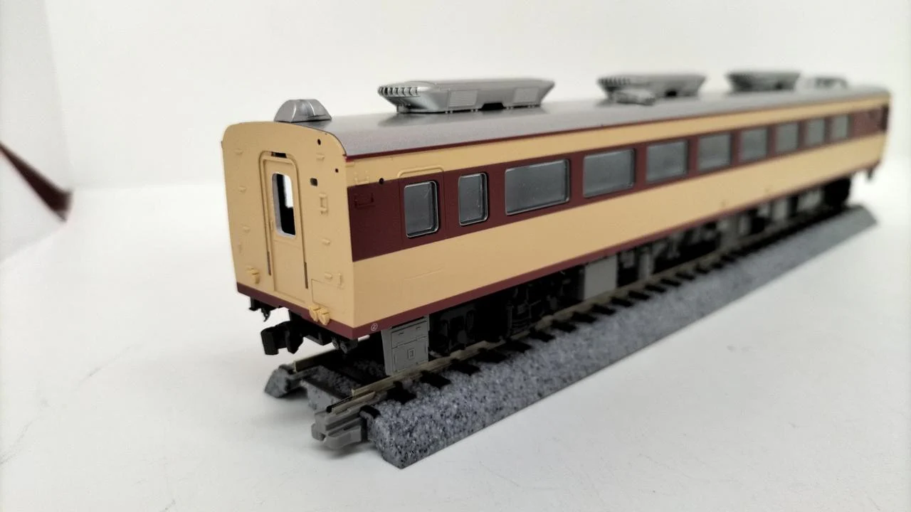 KATO KiHa 80 HO M Car - Image 6