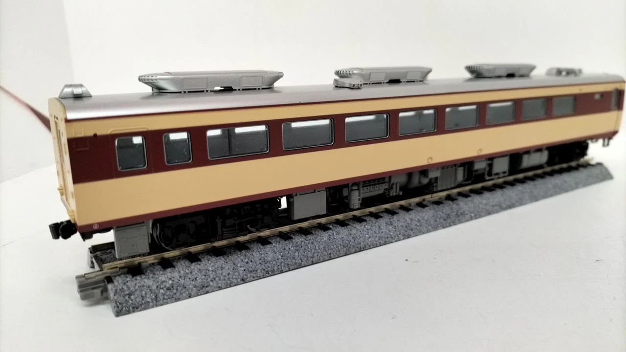 KATO KiHa 80 HO M Car - Image 7
