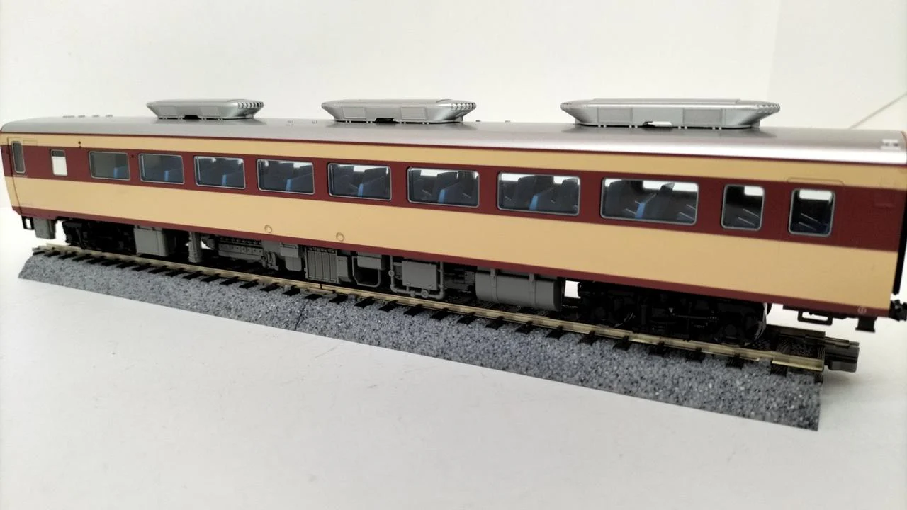 KATO KiHa 80 HO M Car - Image 4