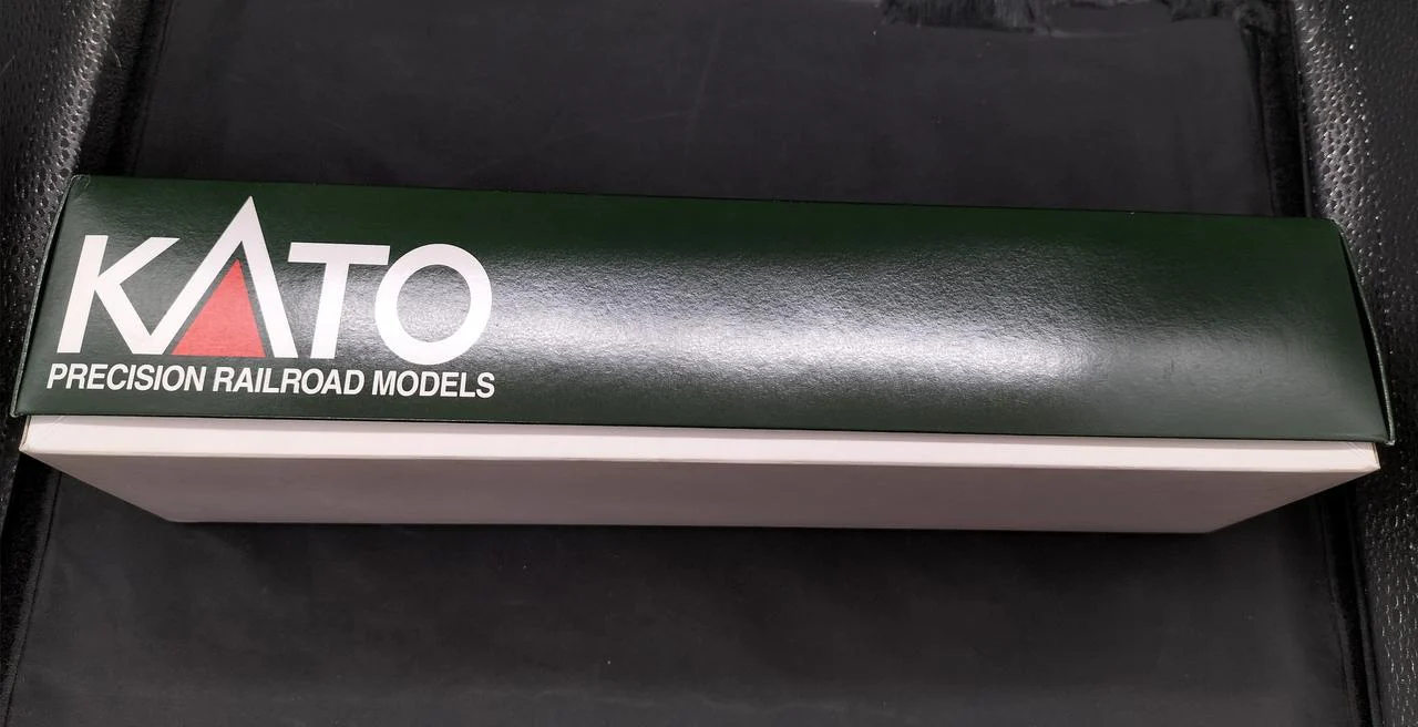 KATO KiHa 80 Motor Vehicle 1-611 - Image 14