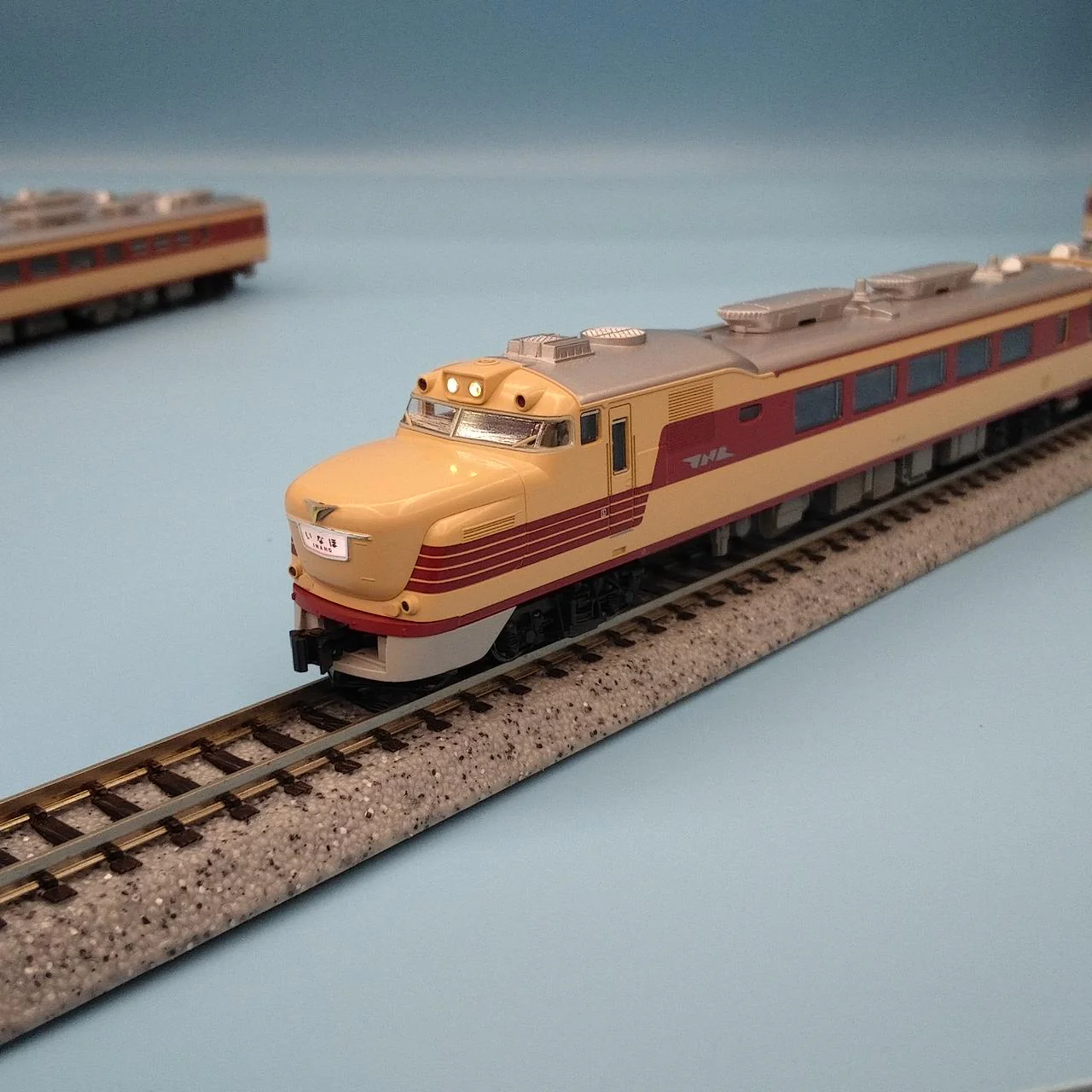 KATO KiHa 81 Series Inaho & Tsubasa 10-Car Set 10-1497 - Image 12