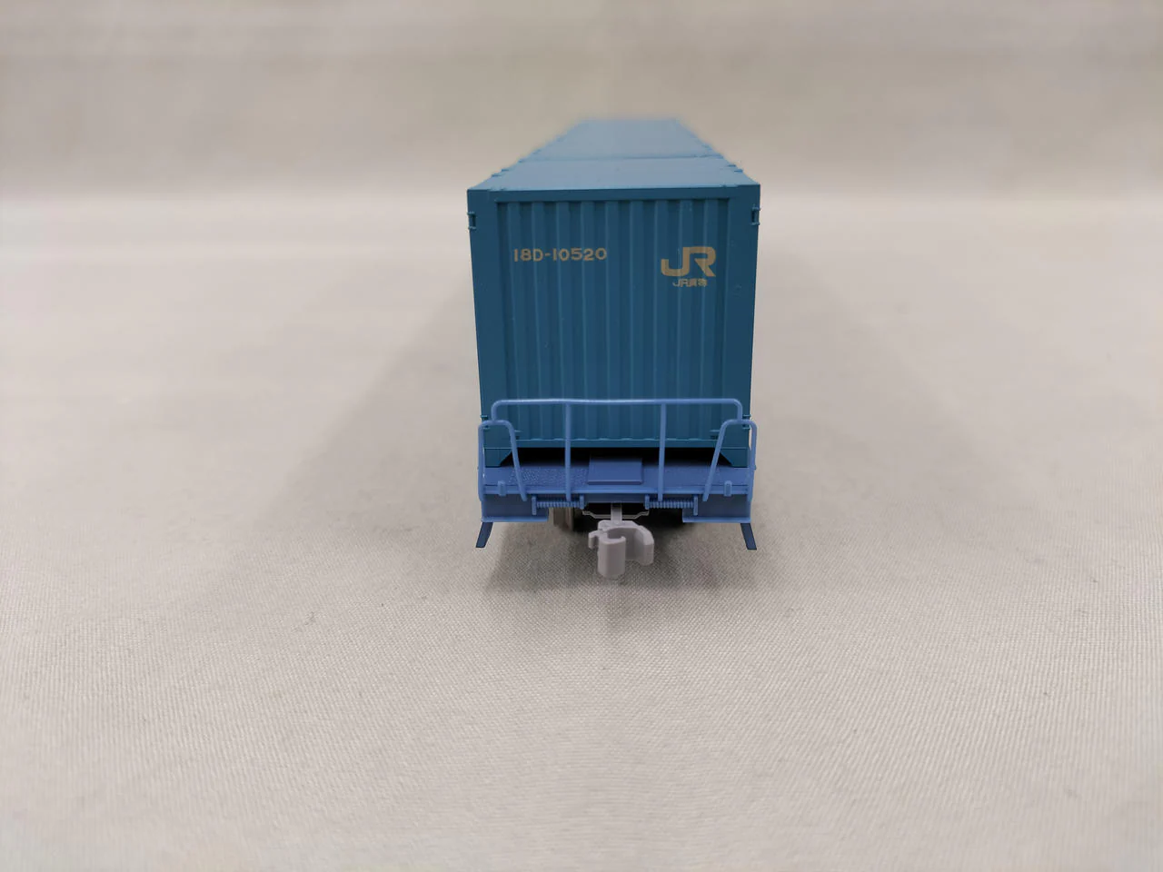 KATO Koki 104 18D Container Loading 2-Car Set 3-511 - Image 3