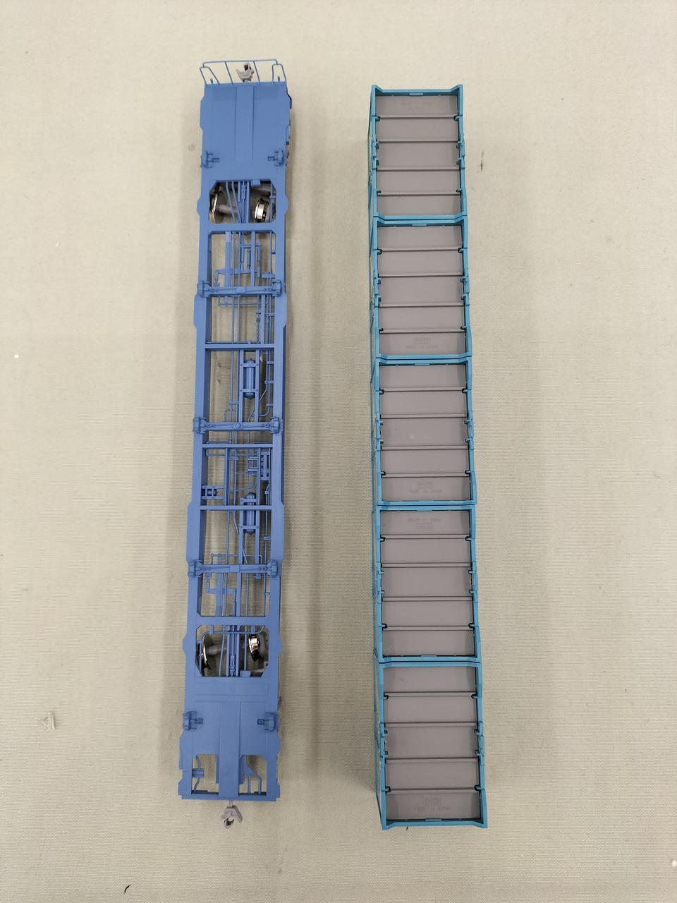 KATO Koki 104 18D Container Loading 2-Car Set 3-511 - Image 7