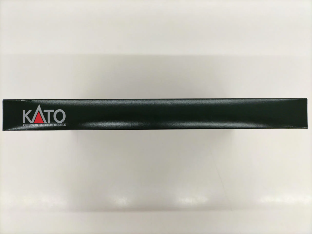 KATO Model Train 1/150 485 Series 200 Subseries 6-Car Basic Set - Image 5