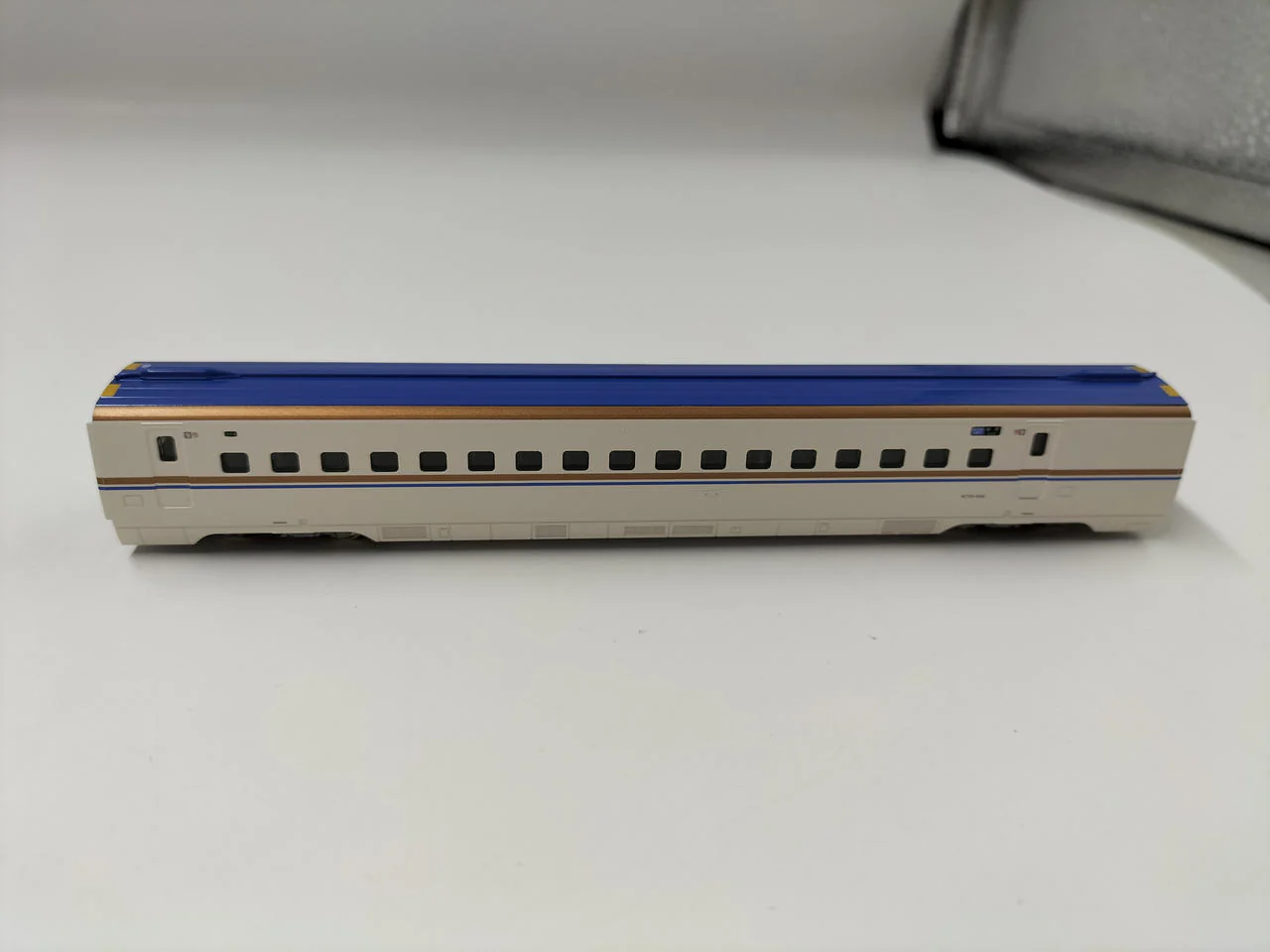 KATO N Gauge 10-1263 W7 Series Hokuriku Shinkansen Hakutaka Add-on - Image 17