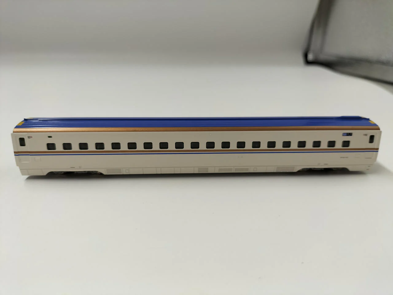 KATO N Gauge 10-1263 W7 Series Hokuriku Shinkansen Hakutaka Add-on - Image 5
