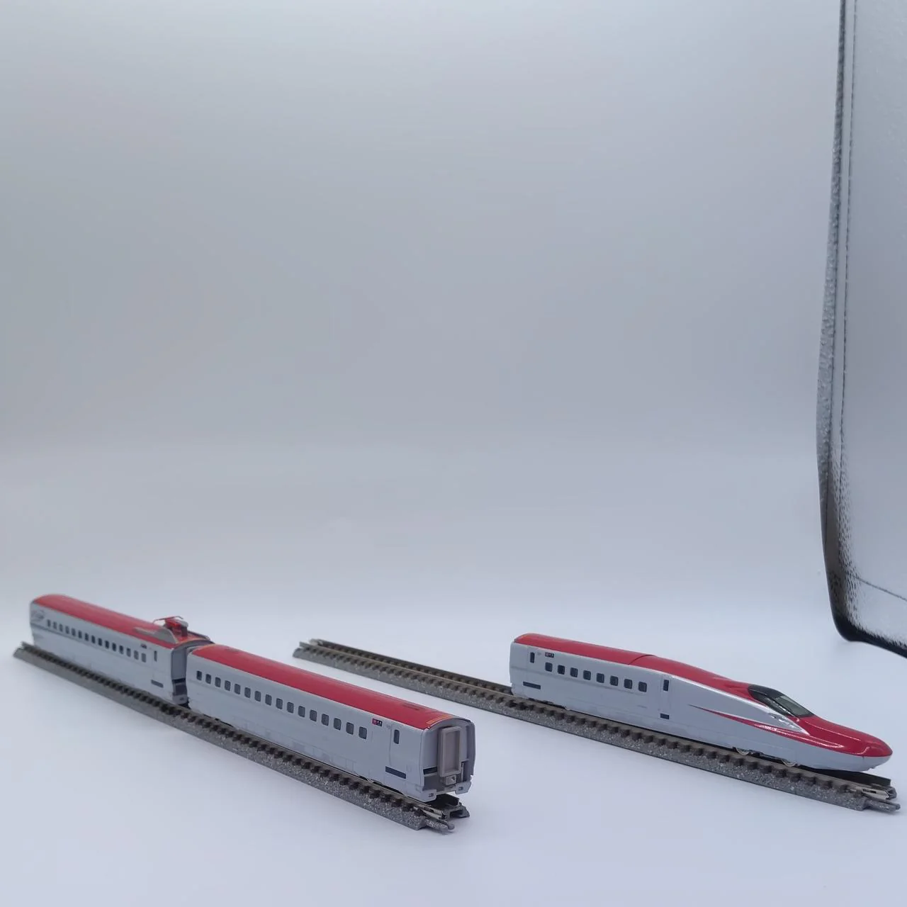 KATO N Gauge 10-1567 E6 Series Shinkansen Komachi - Image 6