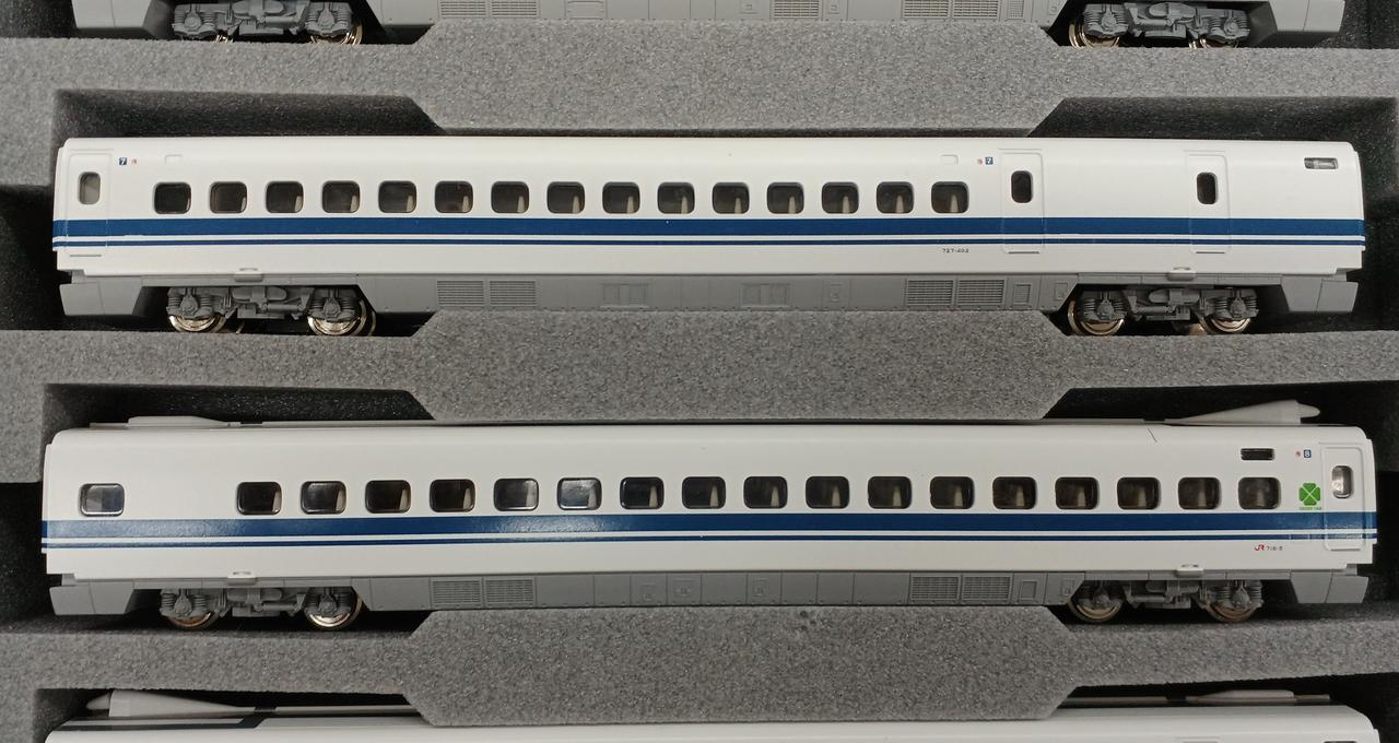 KATO N Gauge 10-398 700 Series Shinkansen Nozomi 8-Car Expansion Set - Image 7