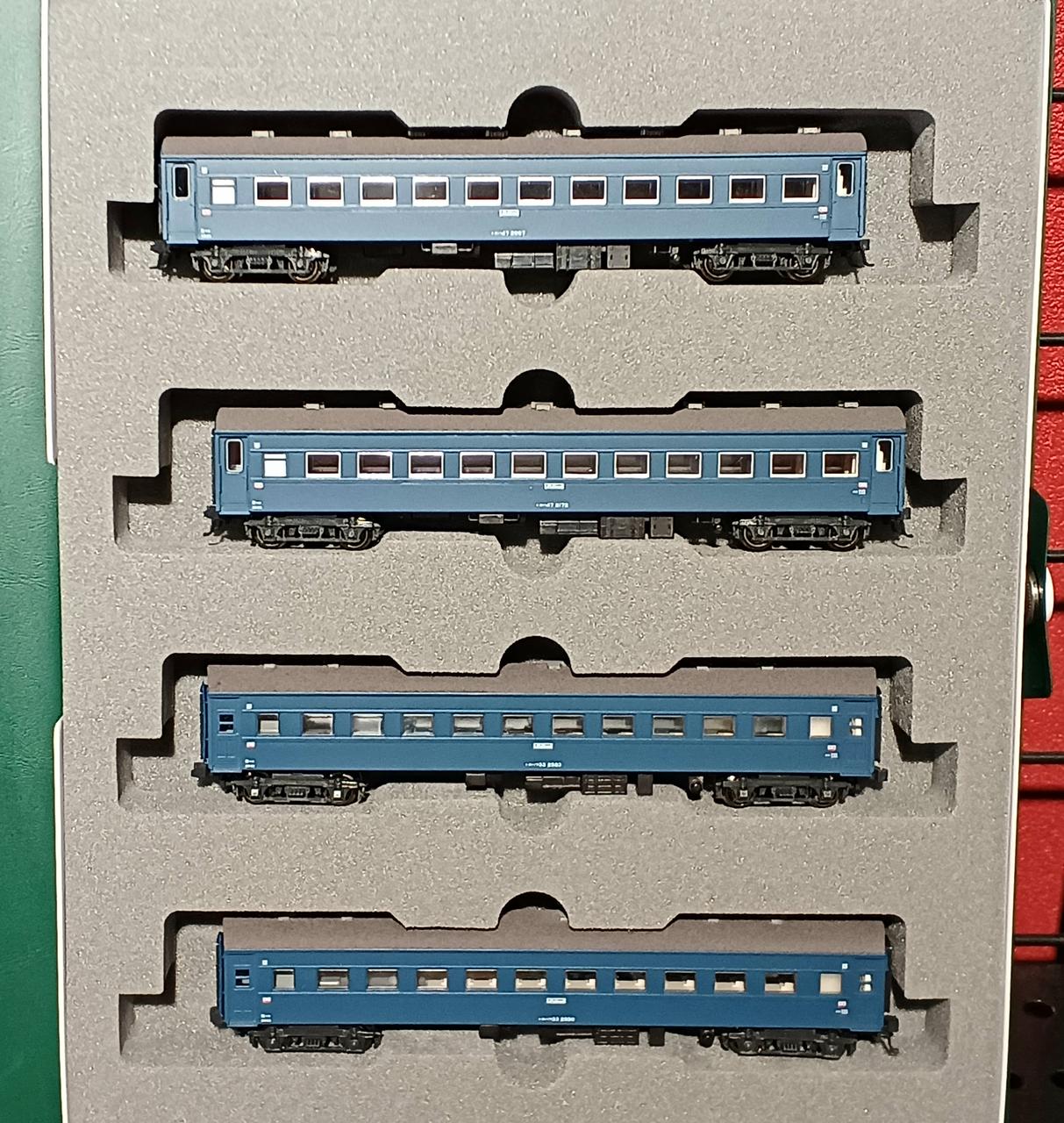 KATO N Gauge 10-564 10 Series Sleeper Express Myoko Extension Set - Image 2