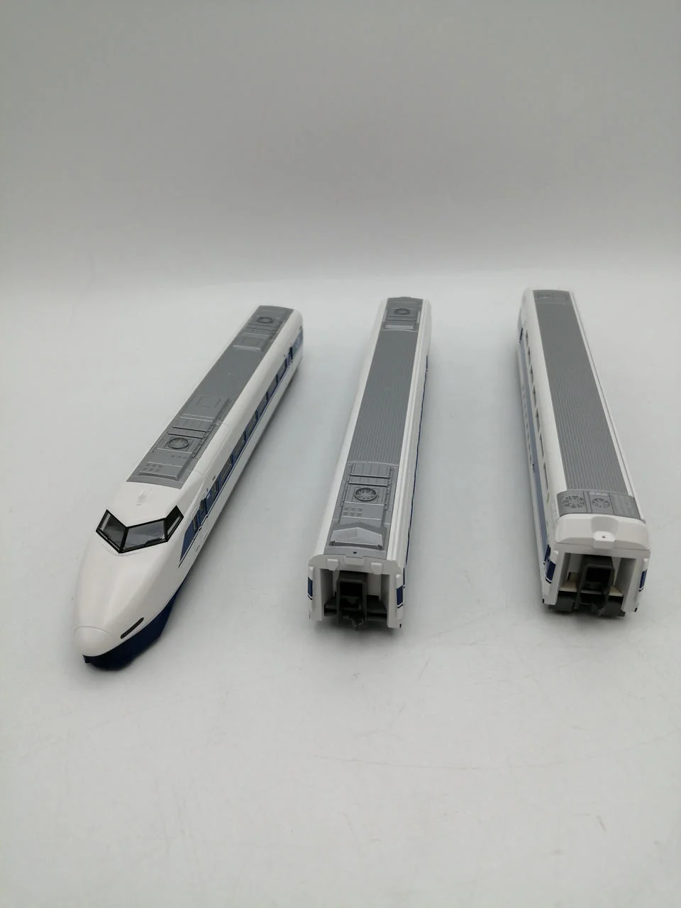 KATO N Gauge 100 Series Shinkansen 'Grand Hikari' - Image 6