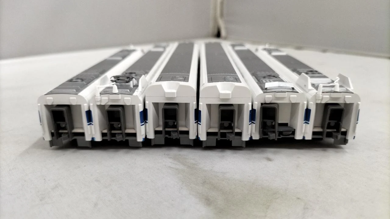 KATO N Gauge 100 Series Shinkansen Grand Hikari Basic Set - Image 3